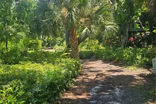 1720 Glenhouse Dr, Sarasota, FL 34231 - Photo 30