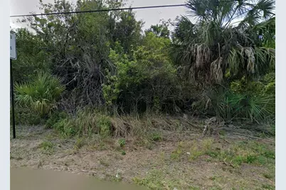 60 Eppinger Drive, Port Charlotte, FL 33953 - Photo 4