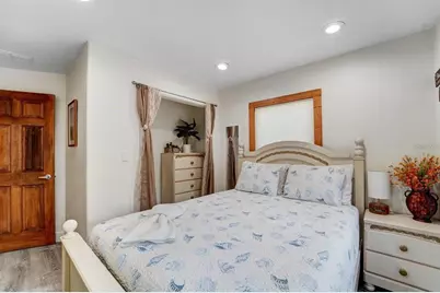 2598 Wood Street, Sarasota, FL 34237 - Photo 8