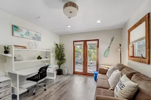 2598 Wood St, Sarasota, FL 34237 - Photo 14