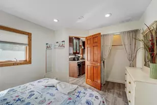 2598 Wood St, Sarasota, FL 34237 - Photo 12