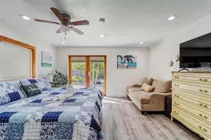 2598 Wood St, Sarasota, FL 34237 - Photo 26
