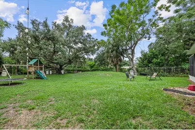 3031 Kirby Lane, Sarasota, FL 34234 - Photo 14
