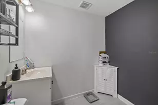 3031 Kirby Ln, Sarasota, FL 34234 - Photo 34