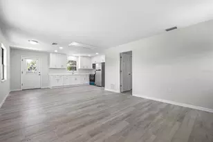 2331 Mission Valley Blvd, Nokomis, FL 34275 - Photo 6