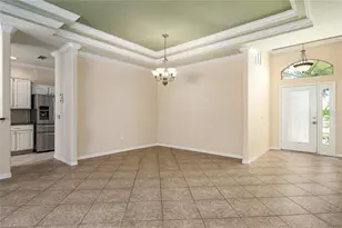 8910 Stone Harbour Loop, Bradenton, FL 34212 - Photo 6