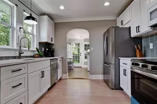 2914 9th Ave W, Bradenton, FL 34205 - Photo 14