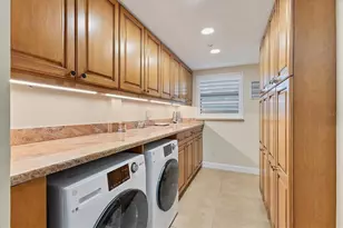 8776 Midnight Pass Rd, Sarasota, FL 34242 - Photo 24