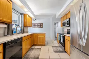 6305 61st St E, Palmetto, FL 34221 - Photo 24