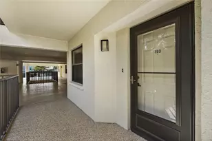 204 3rd St W, Bradenton, FL 34205 - Photo 4