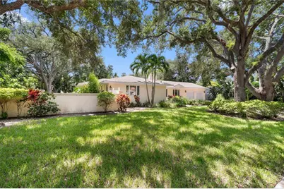 1722 North Drive, Sarasota, FL 34239 - Photo 4