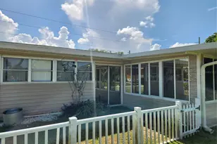 2006 Beneva Rd, Sarasota, FL 34232 - Photo 2