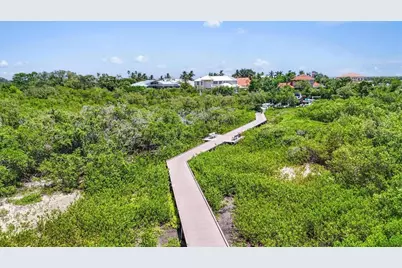 6330 Laguna Drive, Longboat Key, FL 34228 - Photo 80