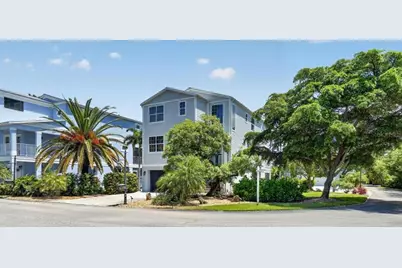 6330 Laguna Drive, Longboat Key, FL 34228 - Photo 6