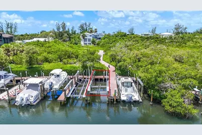 6330 Laguna Drive, Longboat Key, FL 34228 - Photo 68