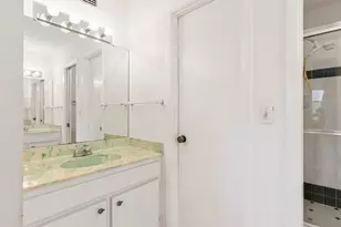 1704 Pelican Cove Rd, Sarasota, FL 34231 - Photo 22