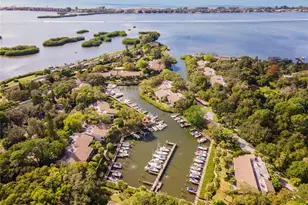 1704 Pelican Cove Rd, Sarasota, FL 34231 - Photo 40
