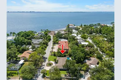 771 Indian Beach Circle, Sarasota, FL 34234 - Photo 2