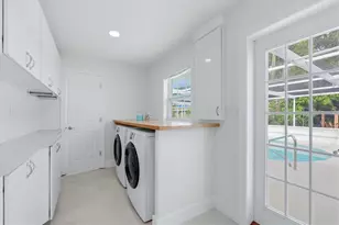 3710 Duncan Pl, Sarasota, FL 34239 - Photo 38