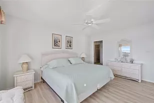 4310 Falmouth Dr, Longboat Key, FL 34228 - Photo 22