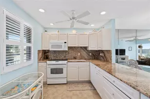 4310 Falmouth Dr, Longboat Key, FL 34228 - Photo 4