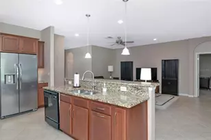 6816 46th Terrace E, Bradenton, FL 34203 - Photo 10