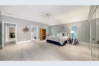 8136 Regents Court, University Park, FL 34201 - Photo 36