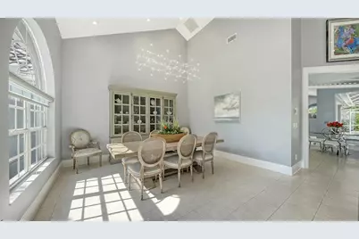 8136 Regents Court, University Park, FL 34201 - Photo 10