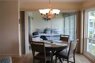 327 108th St W, Bradenton, FL 34209 - Photo 10
