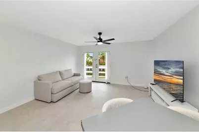 729 Saint Judes Drive S #2, Longboat Key, FL 34228 - Photo 4