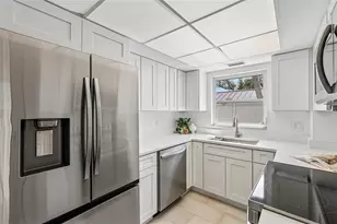 5860 Midnight Pass Rd, Sarasota, FL 34242 - Photo 10
