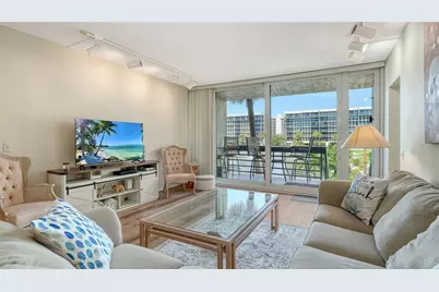 1095 Gulf Of Mexico Drive #104, Longboat Key, FL 34228 - Photo 4