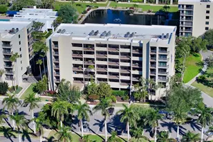 1095 Gulf of Mexico Dr, Longboat Key, FL 34228 - Photo 2