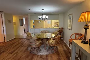 1095 Gulf of Mexico Dr, Longboat Key, FL 34228 - Photo 10
