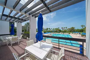 1095 Gulf of Mexico Dr, Longboat Key, FL 34228 - Photo 34