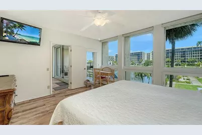 1095 Gulf Of Mexico Drive #104, Longboat Key, FL 34228 - Photo 20