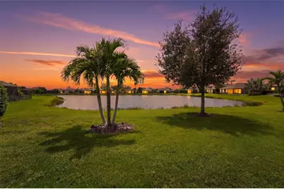 5353 Bentgrass Way, Lakewood Ranch, FL 34211 - Photo 2