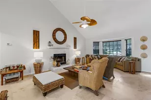 3476 Shady Brook Ln, Sarasota, FL 34243 - Photo 8