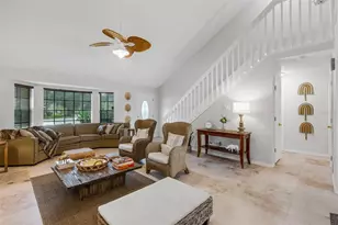 3476 Shady Brook Ln, Sarasota, FL 34243 - Photo 4
