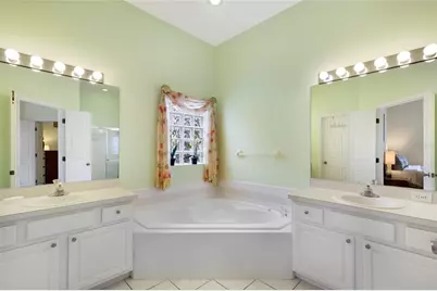 230 41st Street NE, Bradenton, FL 34208 - Photo 48