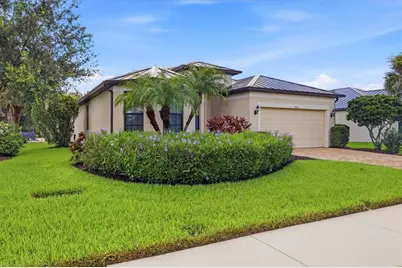 4703 69th Street E, Bradenton, FL 34203 - Photo 2