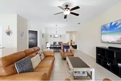 4703 69th Street E, Bradenton, FL 34203 - Photo 8