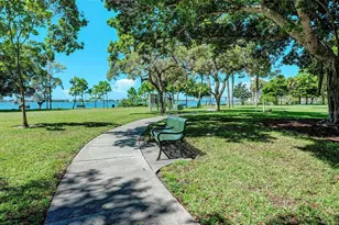 1510 Grantham Dr, Sarasota, FL 34234 - Photo 20