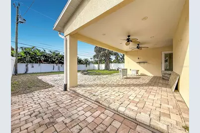 2010 Bayou Grande Boulevard NE, Saint Petersburg, FL 33703 - Photo 34