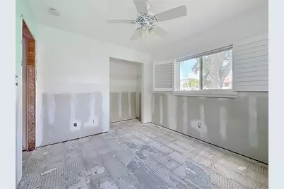 2010 Bayou Grande Boulevard NE, Saint Petersburg, FL 33703 - Photo 14
