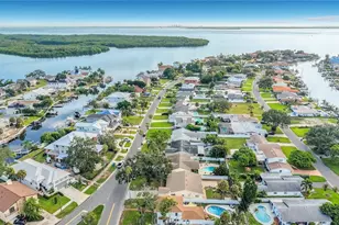 2010 Bayou Grande Blvd NE, Saint Petersburg, FL 33703 - Photo 64