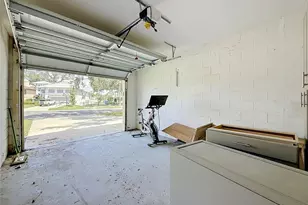 2010 Bayou Grande Blvd NE, Saint Petersburg, FL 33703 - Photo 30
