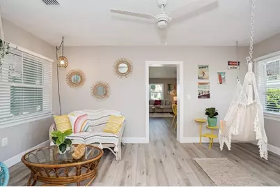 617 26th Street W, Bradenton, FL 34205 - Photo 18
