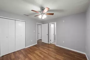 3909 Coleridge Pl, Sarasota, FL 34241 - Photo 14