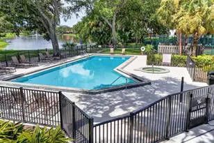4395 Oak View Dr, Sarasota, FL 34232 - Photo 2